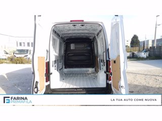 RENAULT Master t35 2.0 blue dci 170cv l3h2