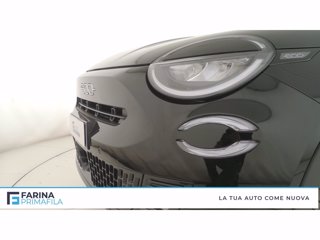 FIAT 600 1.2 hybrid la prima 110cv auto