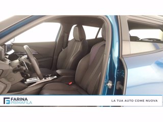 PEUGEOT 2023 2008 II gt hybrid 136