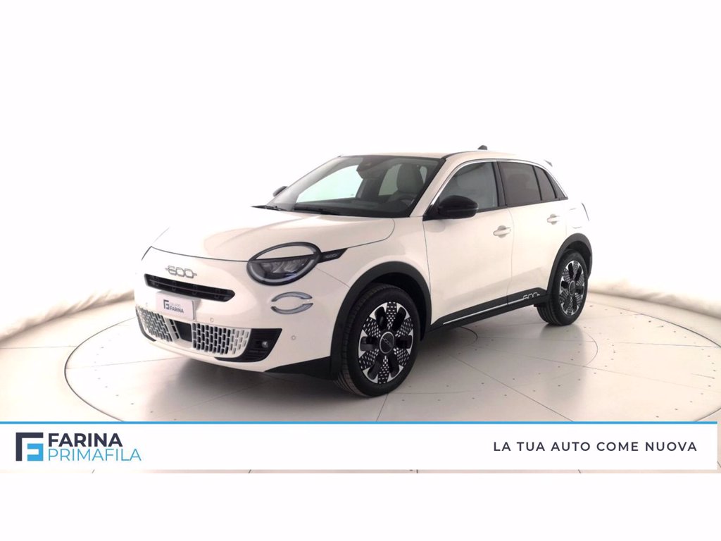 FIAT 600 1.2 hybrid la prima 110cv auto