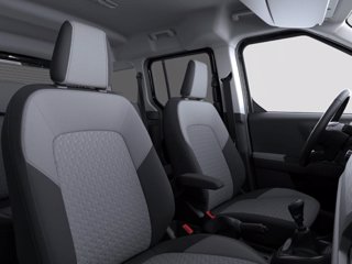 FORD Nuovo Tourneo Titanium 1.0 EcoBoost 125 CV 93 kW Trasmissione manuale a 6 rapporti 2WD